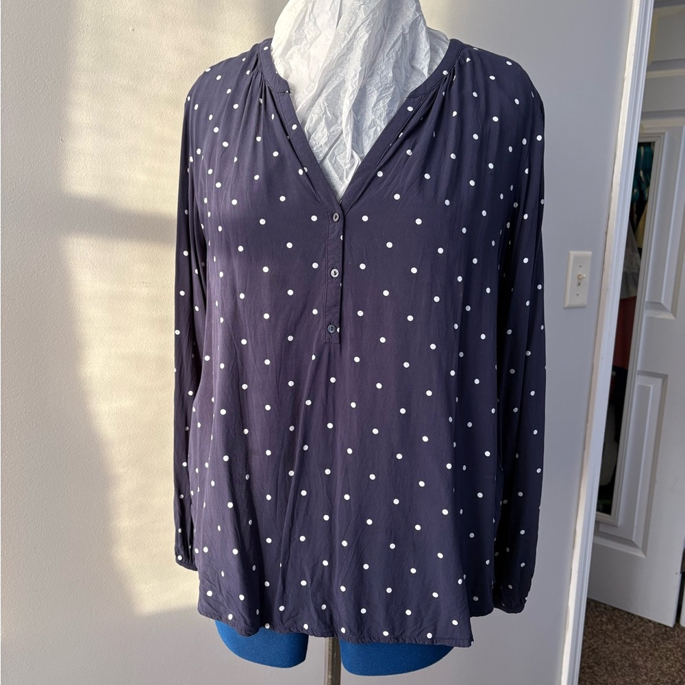 Old Navy V-neck Navy Blue Blouse with White Dots